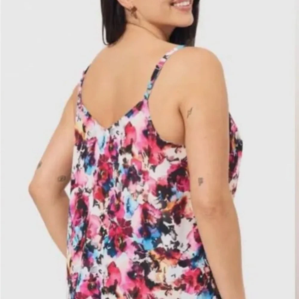 Torrid Womens 4X Light Box Floral Georgette V-Neck Cami Sleeveless Top N…